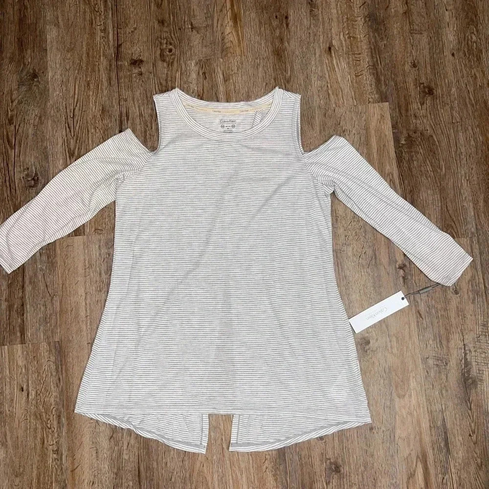 Calvin Klein Performance Cold Shoulder Top